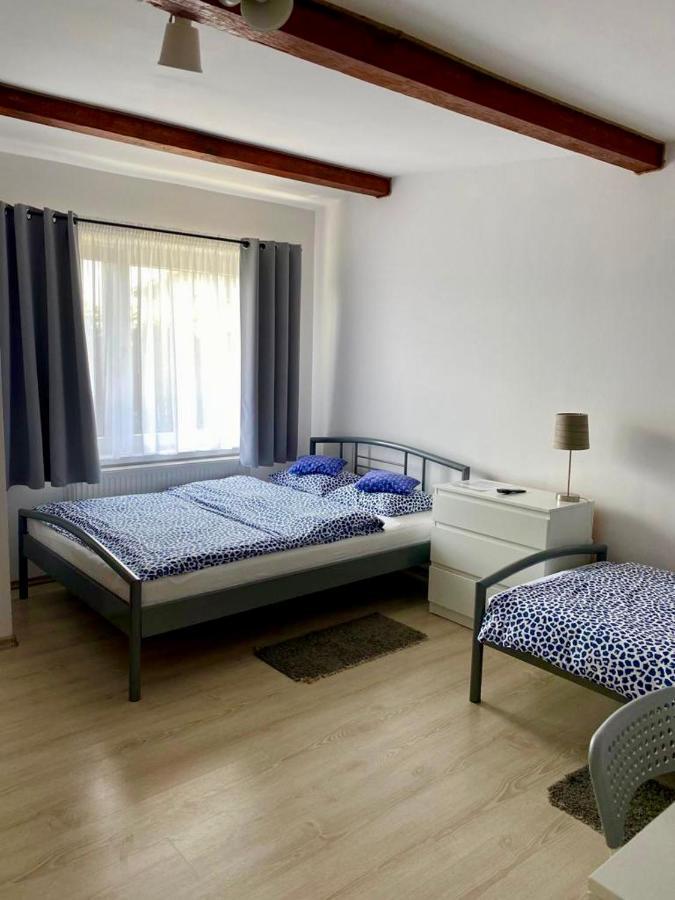 Zielone Zacisze Vila Uniejow Exterior foto
